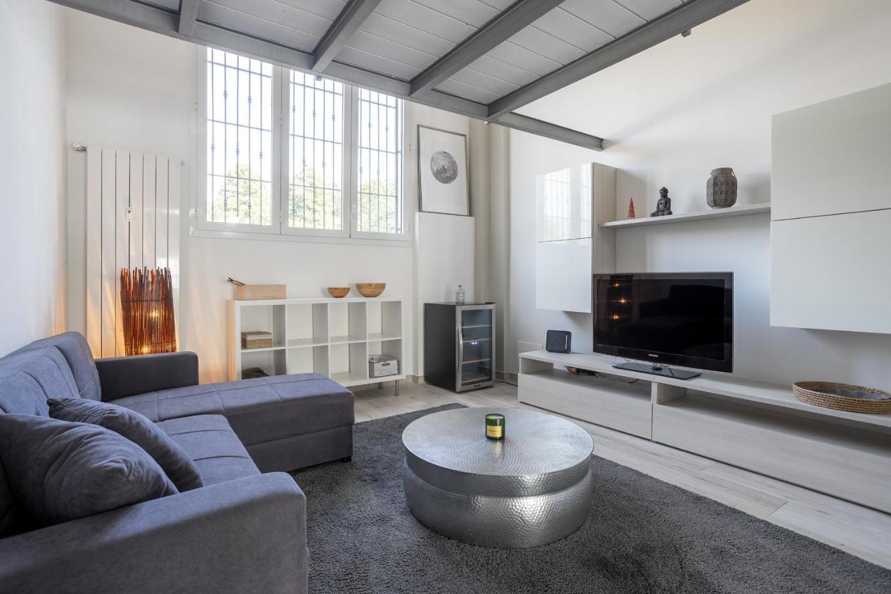 شقة Navigli-Duomo Exclusive Design Loft Su Due Piani Con Wifi ميلان المظهر الخارجي الصورة
