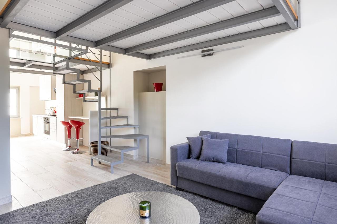 شقة Navigli-Duomo Exclusive Design Loft Su Due Piani Con Wifi ميلان المظهر الخارجي الصورة